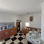 Nikol's House بيت للعطل Kámpos