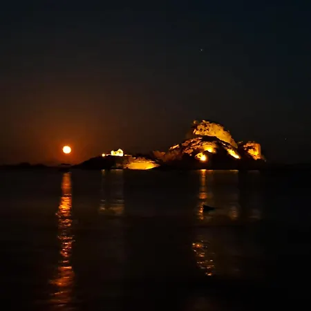 Nikol's House Kámpos