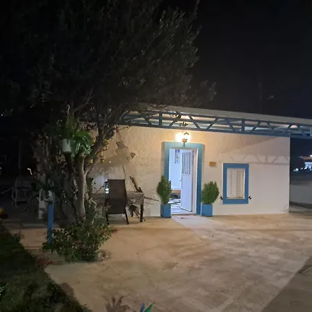 Nikol's House Kámpos