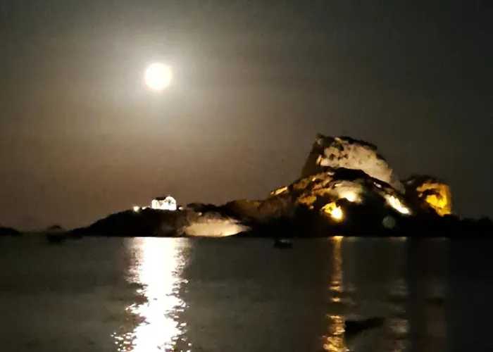 Nikol's House Semesterbostad Kámpos