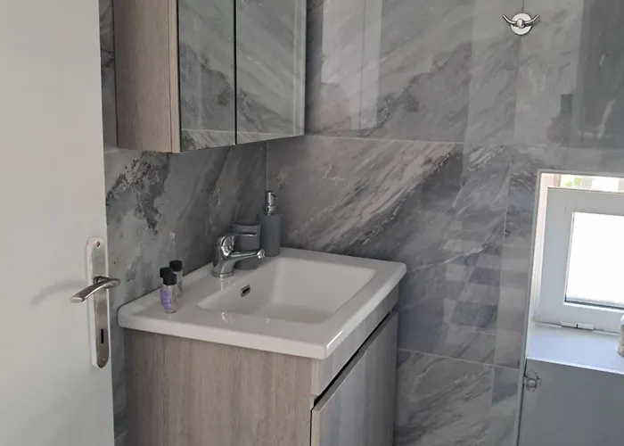 Nikol's House Kámpos